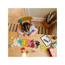 Load image into Gallery viewer, 11042: Creative Happy Box