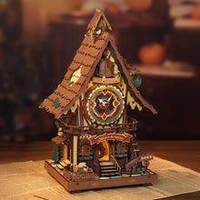 Load image into Gallery viewer, Cuckoo Clock
