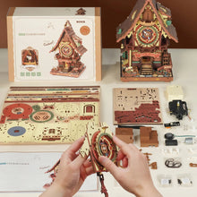Load image into Gallery viewer, Cuckoo Clock
