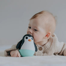 Load image into Gallery viewer, Penguin Wobble