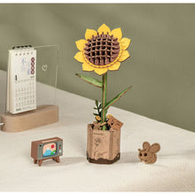 Load image into Gallery viewer, DIY Wooden Flower: Sunflower