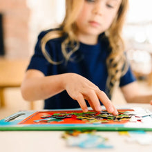 Load image into Gallery viewer, Take Along Magnetic Puzzles: On the Farm