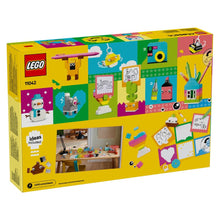 Load image into Gallery viewer, 11042: Creative Happy Box
