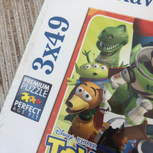 Load image into Gallery viewer, Toy Story History Puzzle (Damaged Box)
